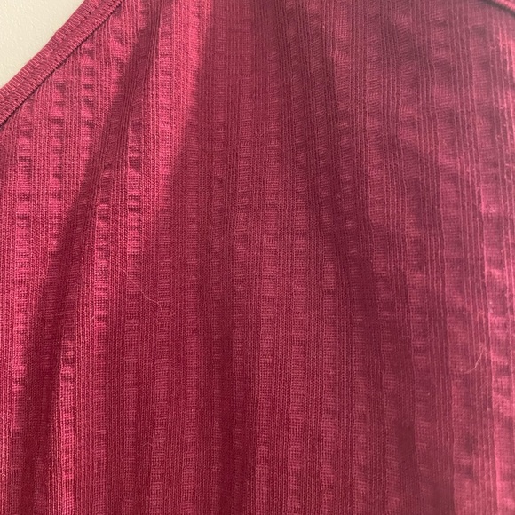 Fabletics crop top - Picture 3 of 3